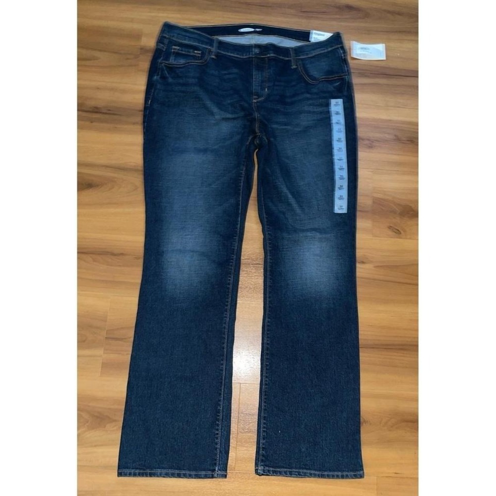 Womens NWT Old Navy Mid Rise Denim Boot Cut‎ Jeans